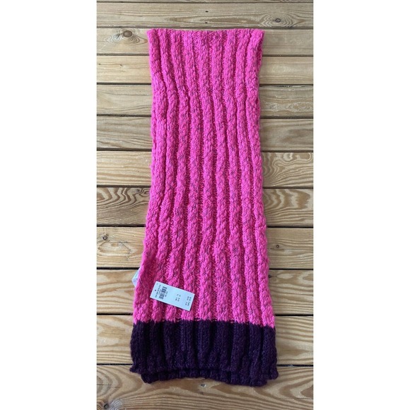 NWT Hollister Knit Scarf One Size Women’s Pink MSRP $24.95 - Picture 1 of 7